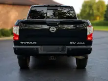 2018 Nissan Titan SV 4x4 — photograph 4