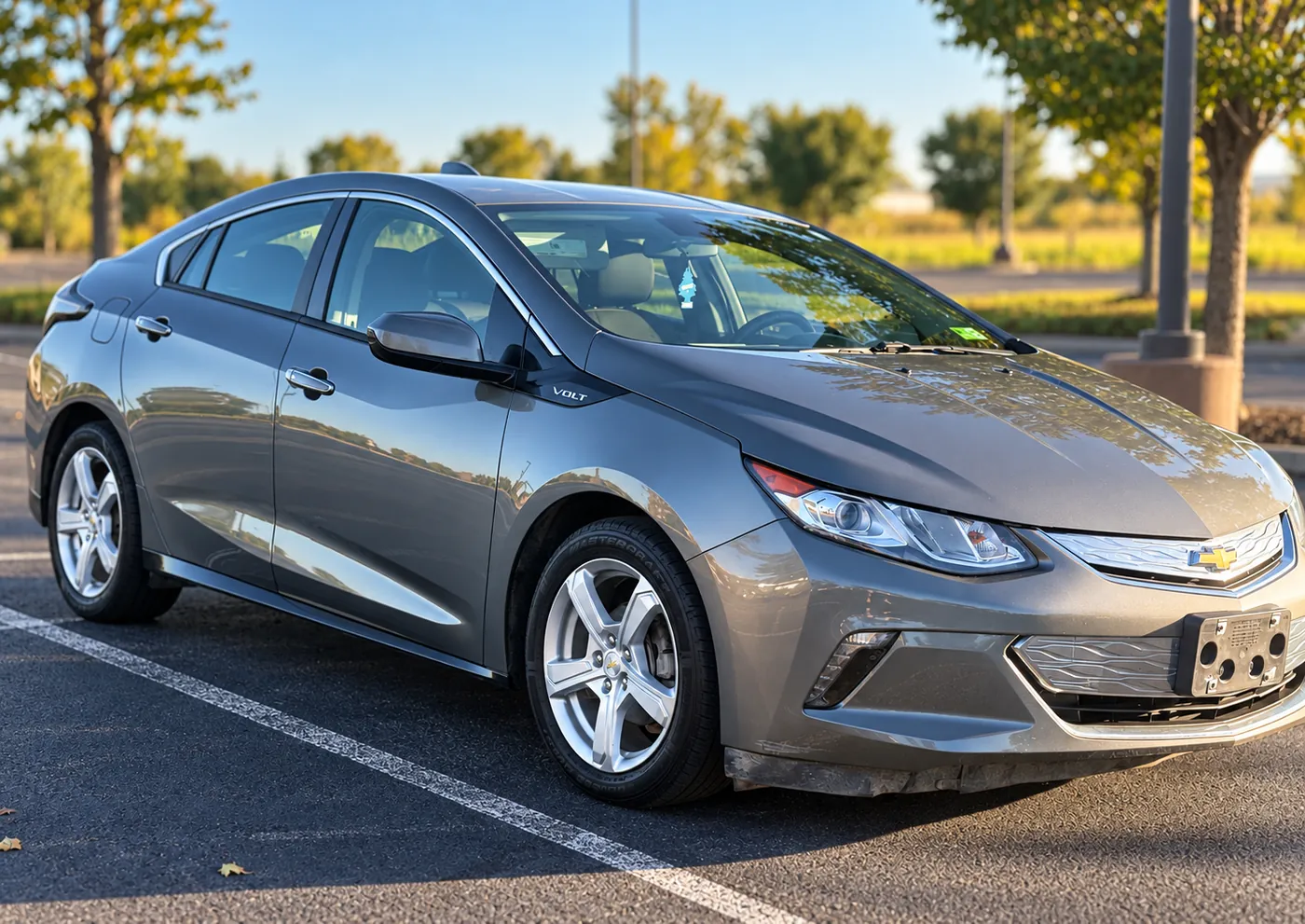Photograph from previous AutoSanz vehicle archive: 2017 Chevrolet Volt. Owner confirmed currently available.