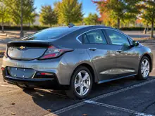 2017 Chevrolet Volt LT — photograph 5